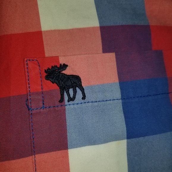 A&F Button Down Shirt - Picture 3 of 3